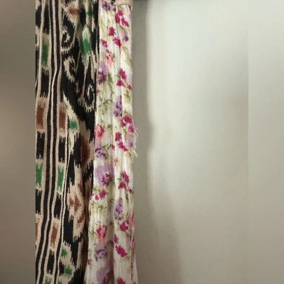 Anthropologie RAGA Ditsy Floral Lightweight Boho Romper Jumpsuit with Tie - Picture 6 of 17